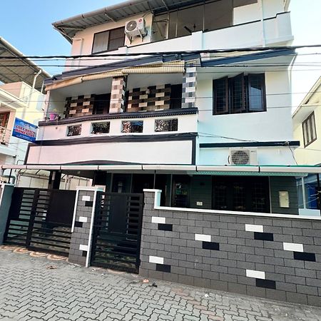 Cozy Haven Apartment Kochi Ngoại thất bức ảnh
